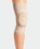 Knee with JuzoFlex Genu Xtra in colour Beige